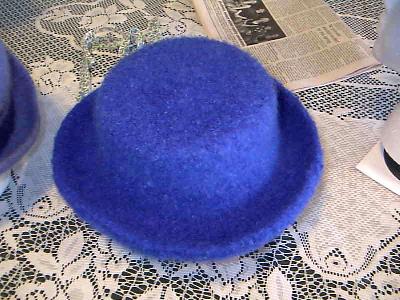 The last of my favorite color, different shape
<p>This yarn was a gift from a friend who brought it from New Zealand over 30 years ago.&nbsp; This hat was shaped over a coffee can, just for variety. ;-)</p>
