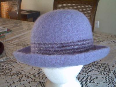 Experiment hats
Blue and variegated blue in 