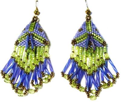 Triangle Earrings
<p>teeny tiny triangles made into earrings. patten by glenda payseno, available at <a href=
