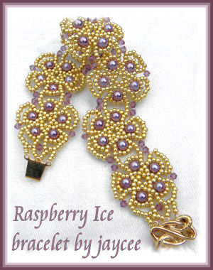 Raspberry Ice
<p>Netting stitch bracelet pattern</p>
