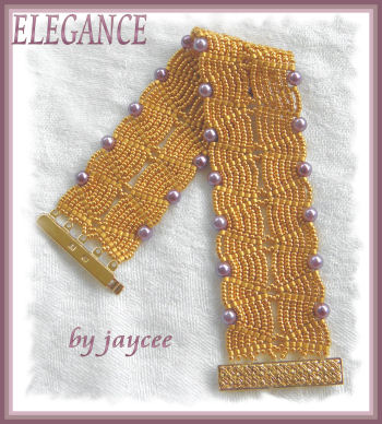 Elegance bracelet
<p>Square and netting stitch pattern</p>
Keywords: square stitch